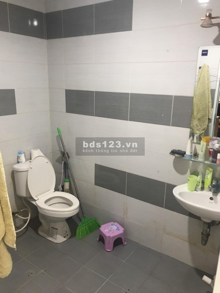 Chính chủ cần bán căn hộ đẹp tầng Trung Rice City dt 57,5m2 sổ CC, 2 ngủ giá 1,57 tỷ