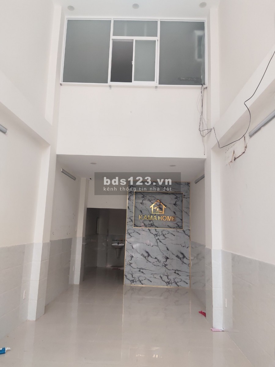 Cho thuê Nhà nguyên căn Chợ Bàn Cờ, Quận 3, 1 trệt 1 lửng