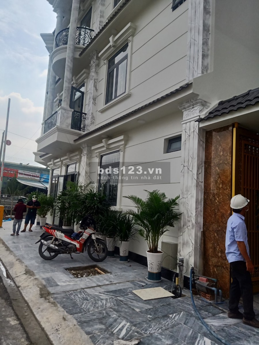 Bán nhà phố thương mại đẳng cấp bậc nhất Dĩ An, khu dân cư