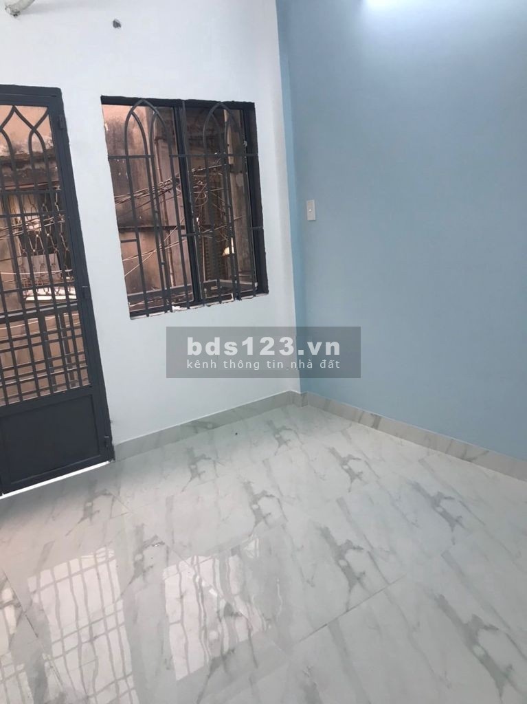 Nhà hẻm 5m Âu Cơ, 2PN, 2WC, nhà mới, giá 9 triệu/tháng, 2 lầu đúc kiên cố