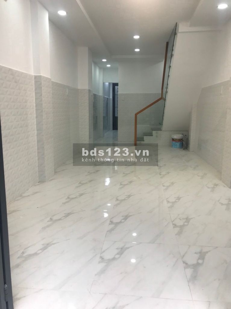 Nhà hẻm 5m Âu Cơ, 2PN, 2WC, nhà mới, giá 9 triệu/tháng, 2 lầu đúc kiên cố