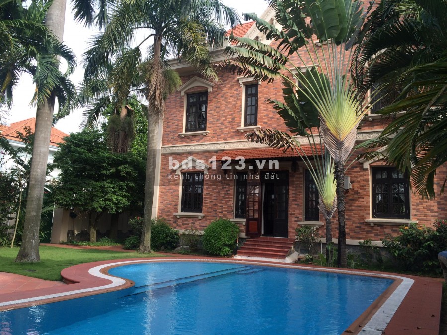 Bán căn Biệt thự rộng tới 974m2- Thảo Điền- Quận 2, đang có hợp đồng thuê 329 triệu