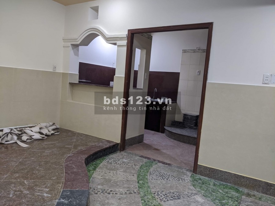 Nhà 4 lầu bê tông cốt thép, Lý Tuệ Tân Phú dt 33m2 giá chỉ 3tỷ2