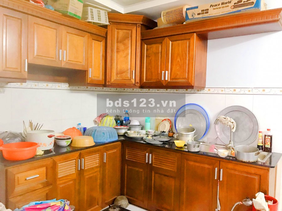 Huỳnh Văn Bánh, Phường 14, Phú Nhuận, (DT 76m) 3 Tầng, hẻm xe hơi