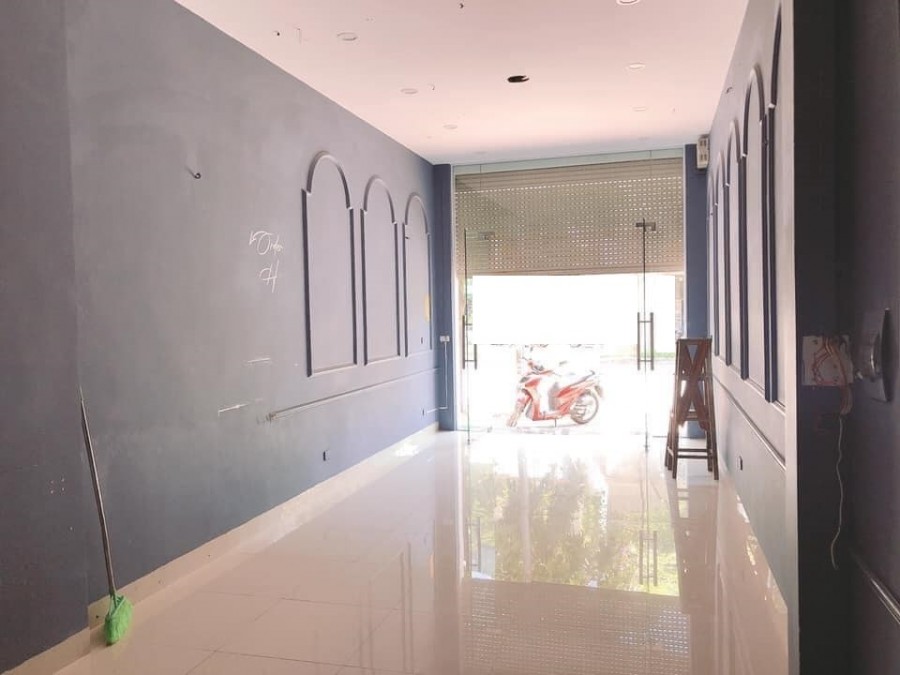 Bán nhà mặt phố Yên Lãng, Kinh doanh đa dạng, 60m*6T, MT 4m, 17.5 tỷ, 0888104444