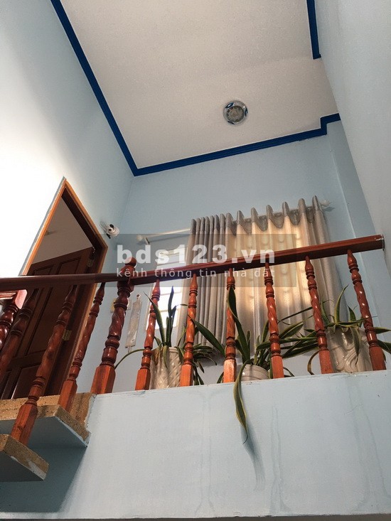 Nhà giá rẻ 1 lầu mặt tiền hẻm Huỳnh Tấn Phát, phường Phú Thuận, Quận 7