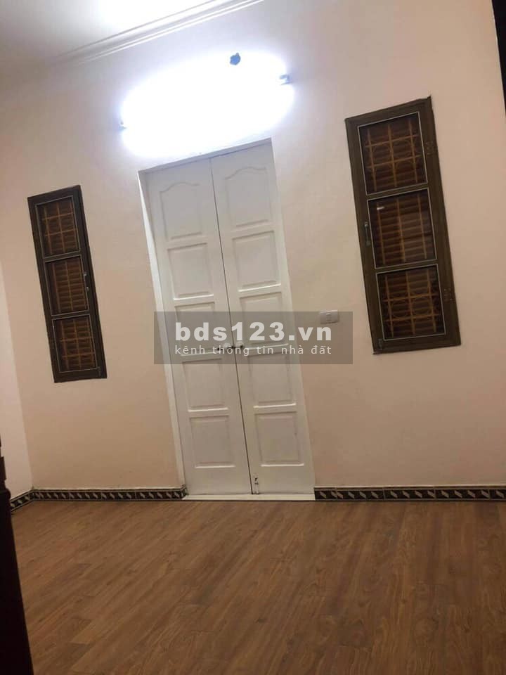 Cần bán gấp nhà Vạn Phúc, Hà Đông, ô tô tránh nhau, kinh doanh, diện tích 42m2, 5 tầng, giá 4.25 tỷ