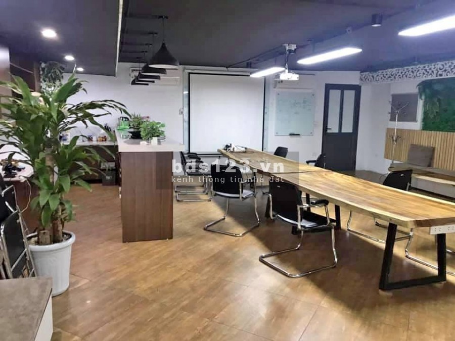 Bán Building mp Trung Kính 160m2x8T mặt tiền 8m giá 50 tỷ