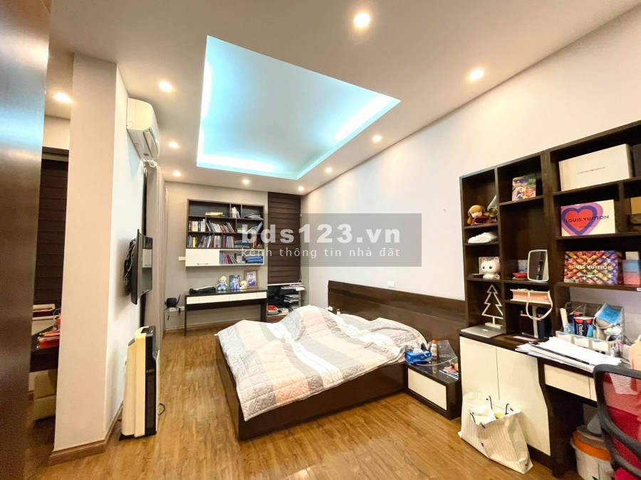 Bán mặt phố Hoàng Văn Thái, Thanh Xuân ô tô, kinh doanh 198m2*3T, mt8m, nhỉnh 50 tỷ