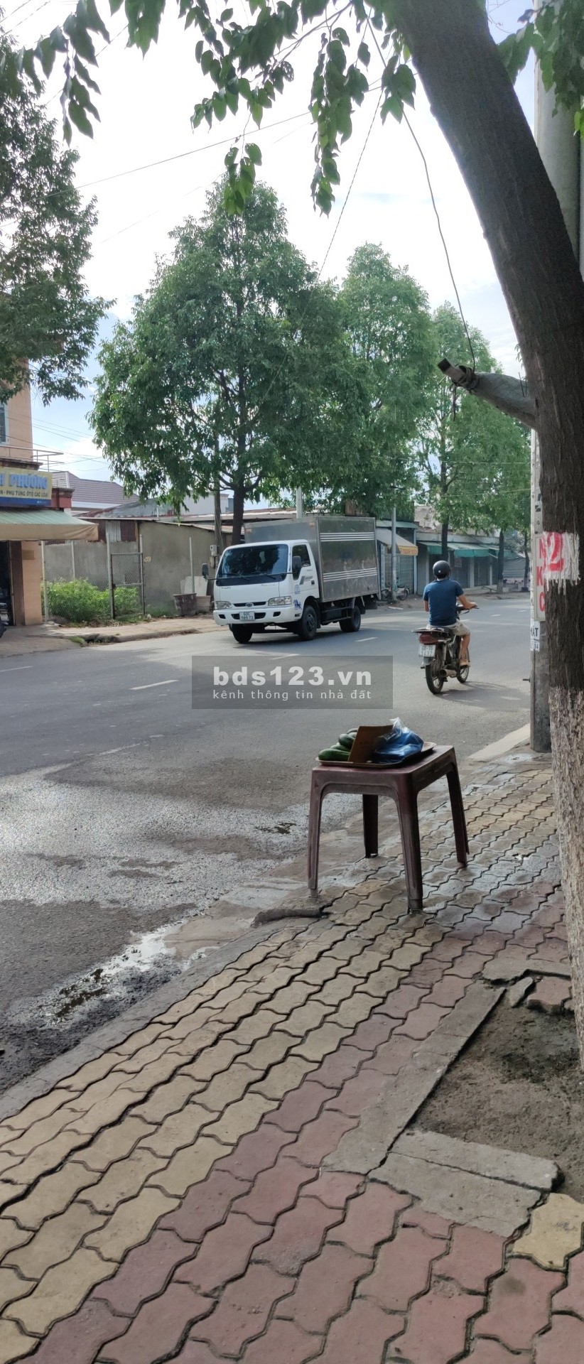 Mặt bằng cho thuê 30m2 mặt tiền Bùi Hữu Nghĩa