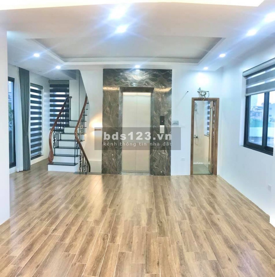 Bán nhà nguyên căn mặt phố Triệu Việt Vương dt 35m,2 7 tầng, mt 4.4m, giá 21.5 tỷ