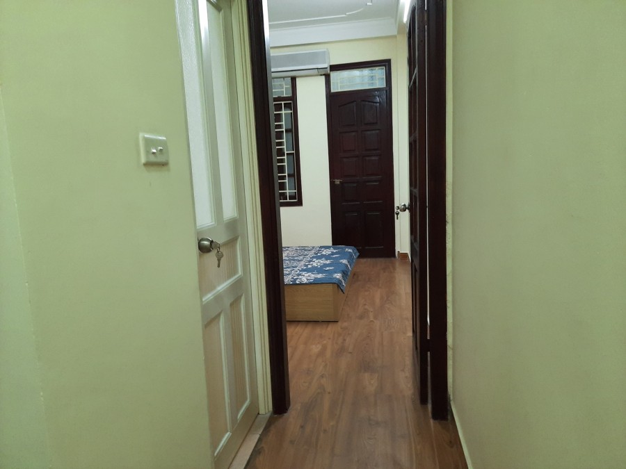 Nhà riêng Hoàng Mai, Ngõ 3 gác, ô tô tránh cách 10m, DT 33m2x5T, giá 3.65 tỷ