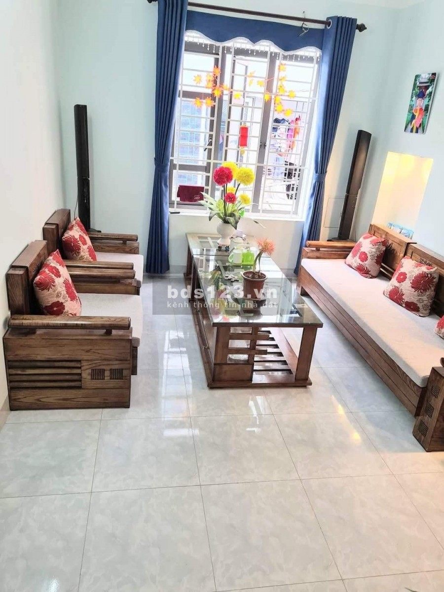 Nguyên căn đẹp trống suốt Quận Tây Hồ, ô tô ngõ thông, kinh doanh bất chấp, sổ đỏ