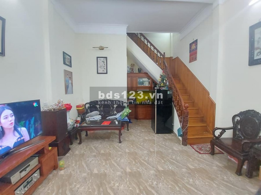 Hồng Mai, Quận Hai Bà Trưng ô tô, kinh doanh, giá 3.4 tỷ, chủ nhà bán nhanh