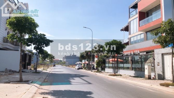 Cần bán lại dãy trọ, giá chỉ 2.8 tỷ, diện tích 178m2, sổ hồng riêng chính chủ