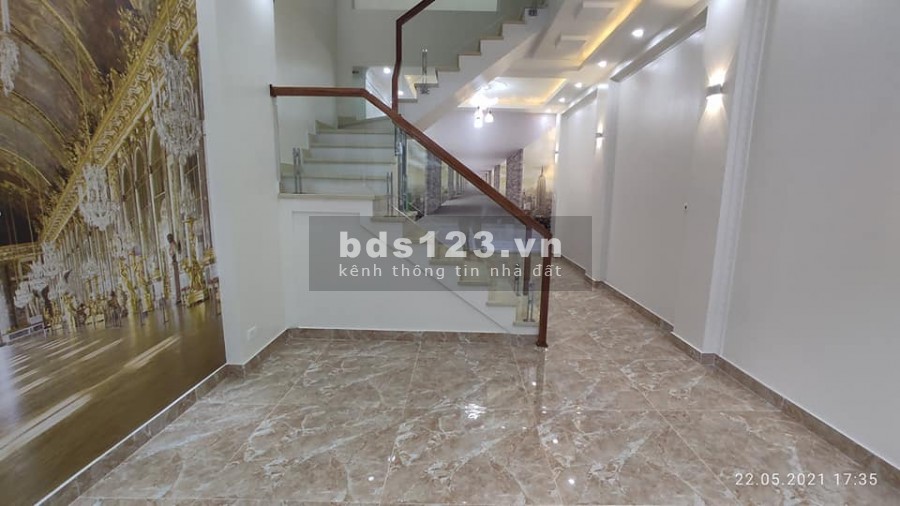 Nhà 4 tầng xây mới. 40m2 tại Khu TDC vinhomes riveside chỉ 3,18 tỷ