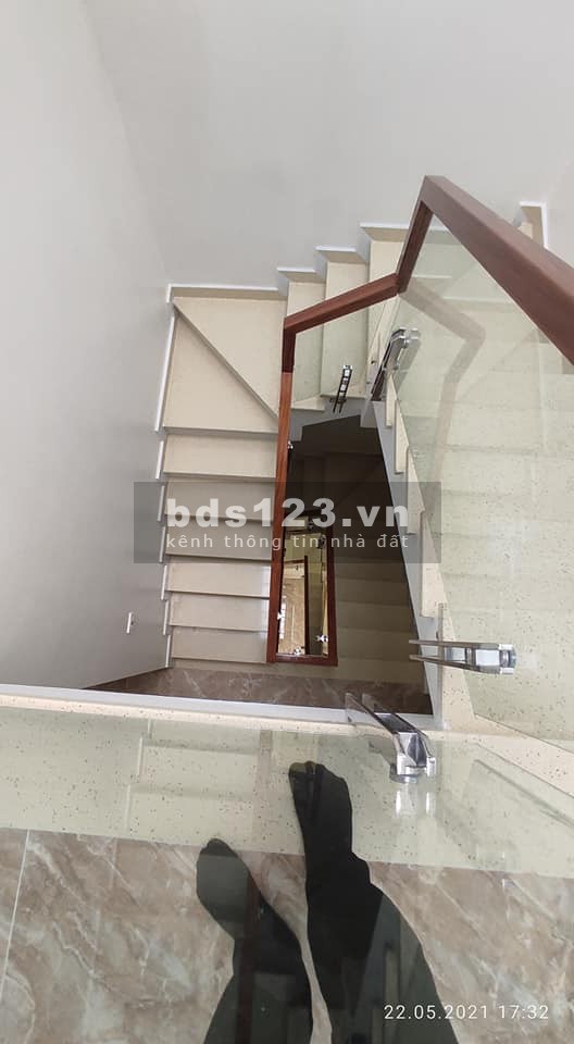 Nhà 4 tầng xây mới. 40m2 tại Khu TDC vinhomes riveside chỉ 3,18 tỷ