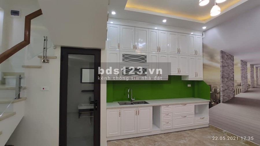 Nhà 4 tầng xây mới. 40m2 tại Khu TDC vinhomes riveside chỉ 3,18 tỷ