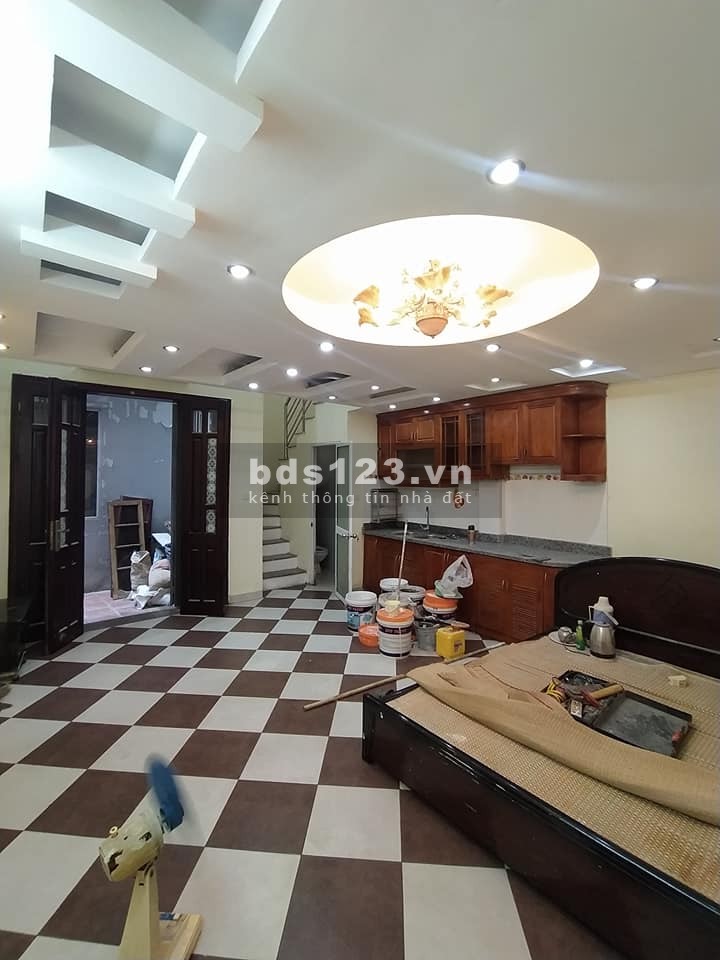 Bán nhà Nguyễn Trãi, Quận Thanh Xuân dt 34m2, 5T, giá 3.2 tỷ, nhà đẹp ở ngay