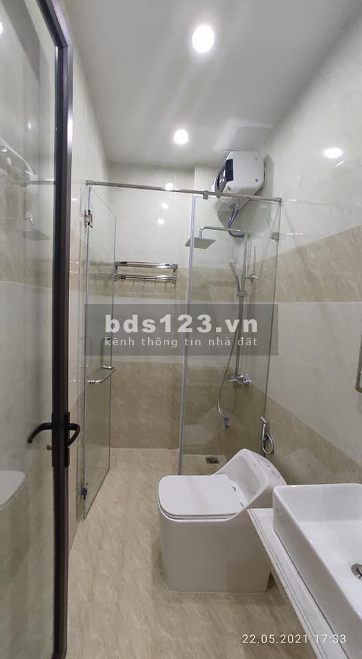 Nhà 4 tầng xây mới. 40m2 tại Khu TDC vinhomes riveside chỉ 3,18 tỷ