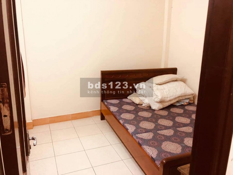 Bán nhà Lĩnh Nam Hoàng Mai, ô tô 50m, diện tích 32m giá chỉ 2.4 tỷ