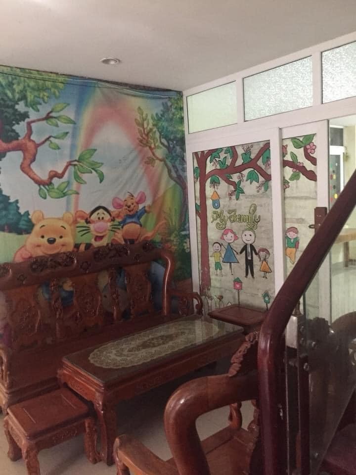 Bán nhà Linh Lang dtsd 83m2, 6 tầng, 12 tỷ, doanh thu 50 triệu, sổ sẵn