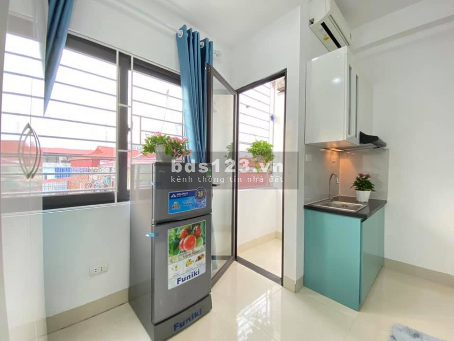 Nhà dạng căn hộ mini 7 tầng, Thang máy, 12 phòng, doanh thu 700tr/năm, giá 8 tỏi