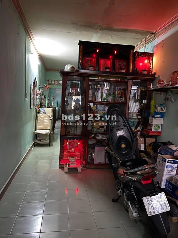 Nhà cũ hẻm ba gác 130m2 Nguyễn Trọng Tuyển, Quận Tân Bình giá 7 tỷ