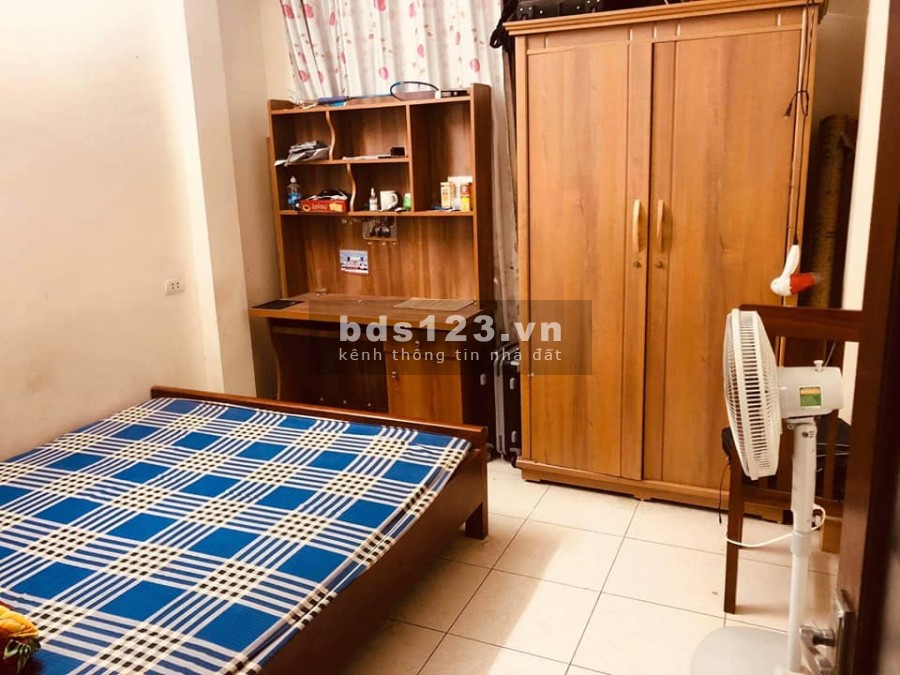 Bán nhà Lĩnh Nam Hoàng Mai, ô tô 50m, diện tích 32m giá chỉ 2.4 tỷ