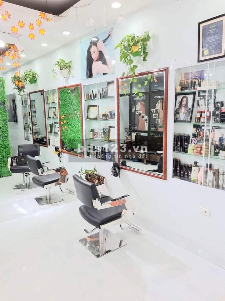 Nguyên căn đẹp trống suốt Quận Tây Hồ, ô tô ngõ thông, kinh doanh bất chấp, sổ đỏ