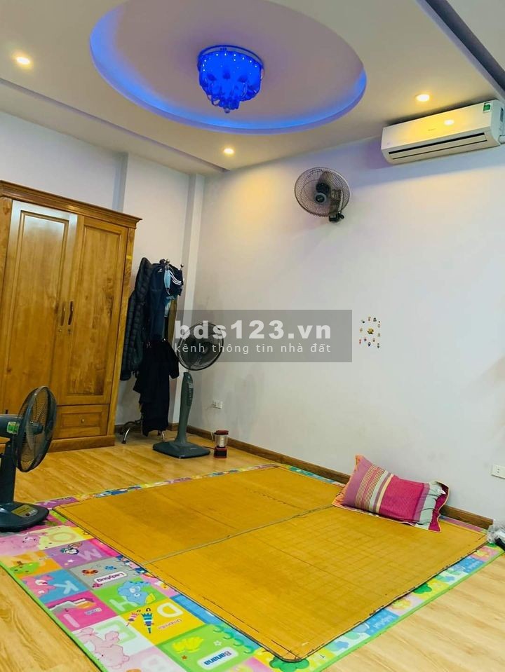 Phân lô ô tô tránh lô góc kinh doanh 2 mặt tiền rộng, mt 7m, Nguyễn Lương Bằng, Đống Đa giá 11tỷ