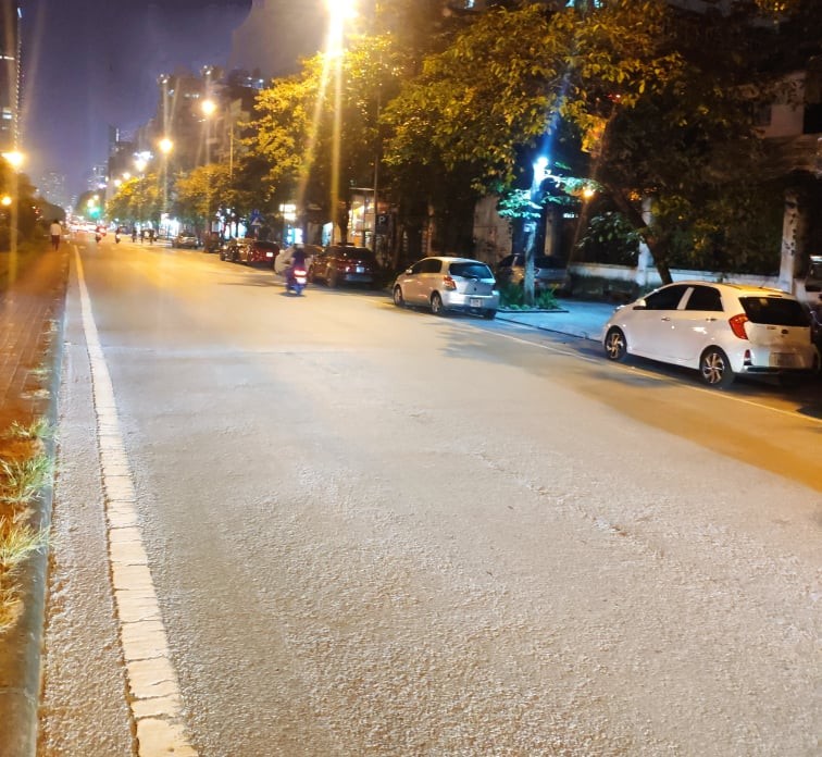 Bán nhà Xã Đàn kinh doanh sầm uất, dt 40m2, 6 tầng mt 6m, giá 11 tỷ, cho thuê 35 triệu/tháng