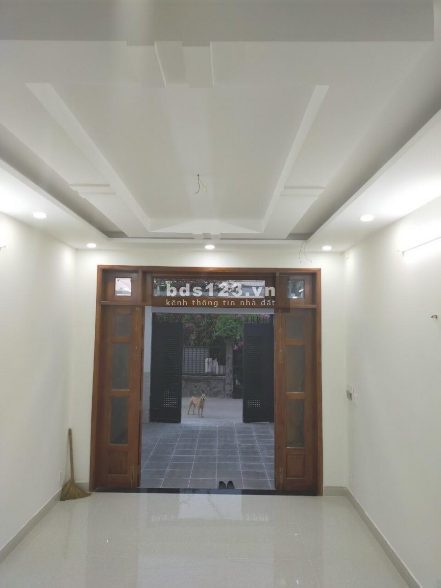 Hẻm 5m Xe hơi vào nhà Phường An Phú Đông Quận 12 76m2 4 tầng 4PN giá 4 tỷ 65 TL