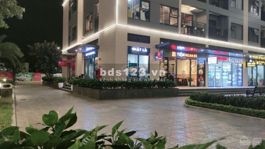 Bán nhanh shop chân đế Vinhomes Smart City 100m2 giá 9,5 tỷ đang cho thuê 50tr/tháng