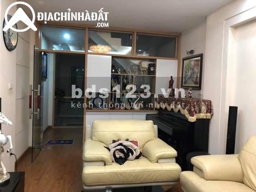 Hàng hiếm đại học An Ninh, DT 40m2 MT 4.5m, 4.5 tầng, ô tô vào nhà. LH 0984042591