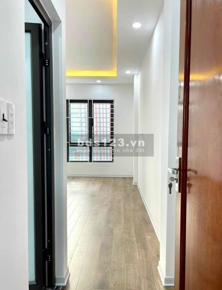 Bán nhà nguyên căn mặt ngõ ngay tại phố Nhân Hoà Quận Thanh Xuân