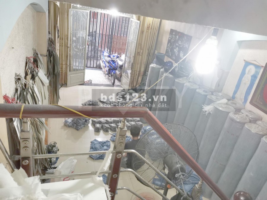 Chủ Bán Gấp nhà 4.5x23m, đường số gần CC Bàu Cát, giá chỉ 64 triệu/m2