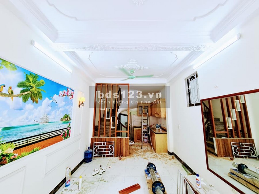 Cần bán nhà riêng Hoàng Mai, nhà cực đẹp, 39m, ôtô, 3.x tỷ (CTL) 0926900555