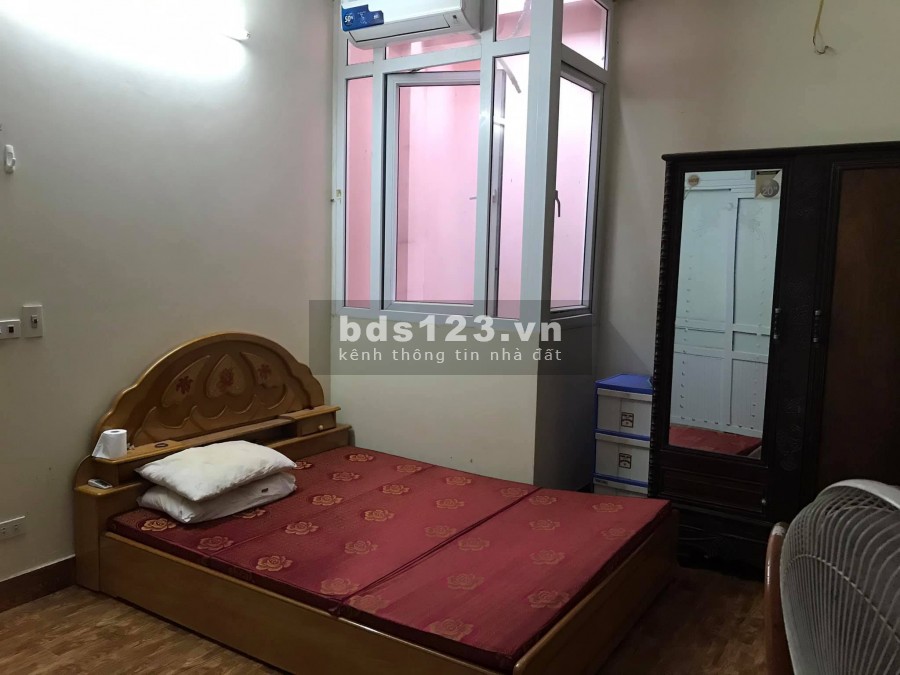 Bán nhà 2 tầng phố Nguyễn Đình Chiểu, TP HD, 58m2, 2 ngủ, mt 4m, đường 10m, gara ô tô