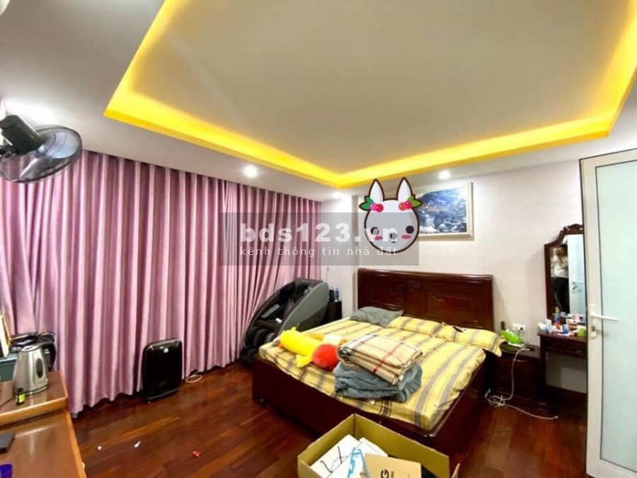 Cần bán nhà ngõ 24 Kim Đồng, phân lô, ô tô tránh, gara 7 chỗ, dt 45m2, mt 4.4m