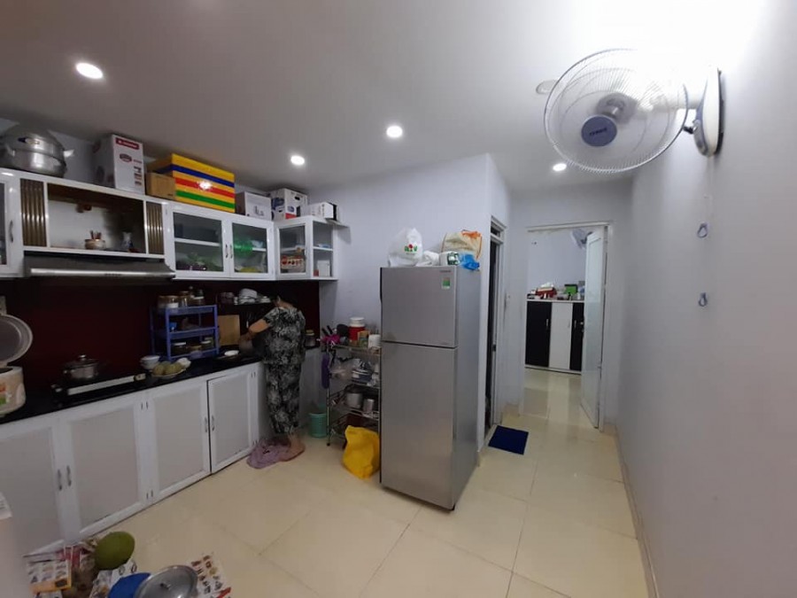 Nhà vuông Phường 16 - sổ cực đẹp - cách hẻm xe hơi vài bước dt 4x14
