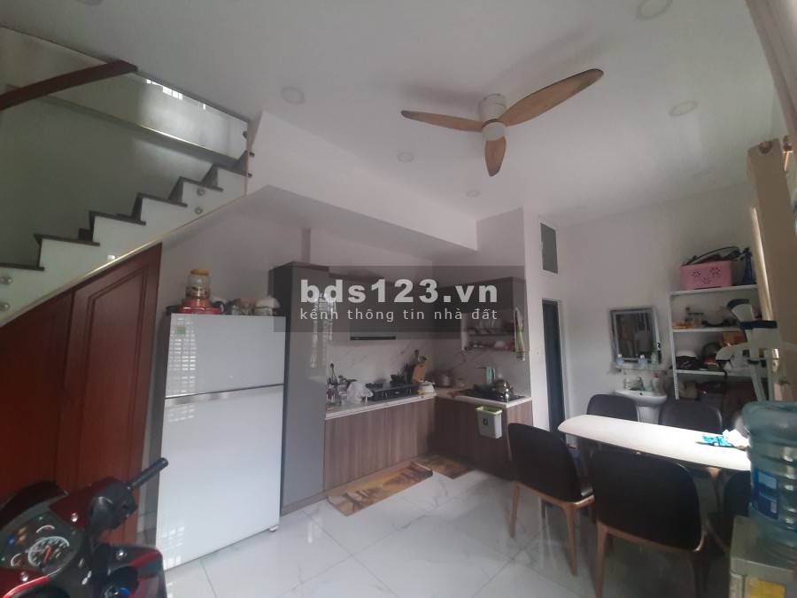 Bán nhà mặt tiền KDTM Trần Thánh Tông P.15 Tân Bình, 75m2(5x15), 3 tầng đẹp chỉ 8.6 tỷ.