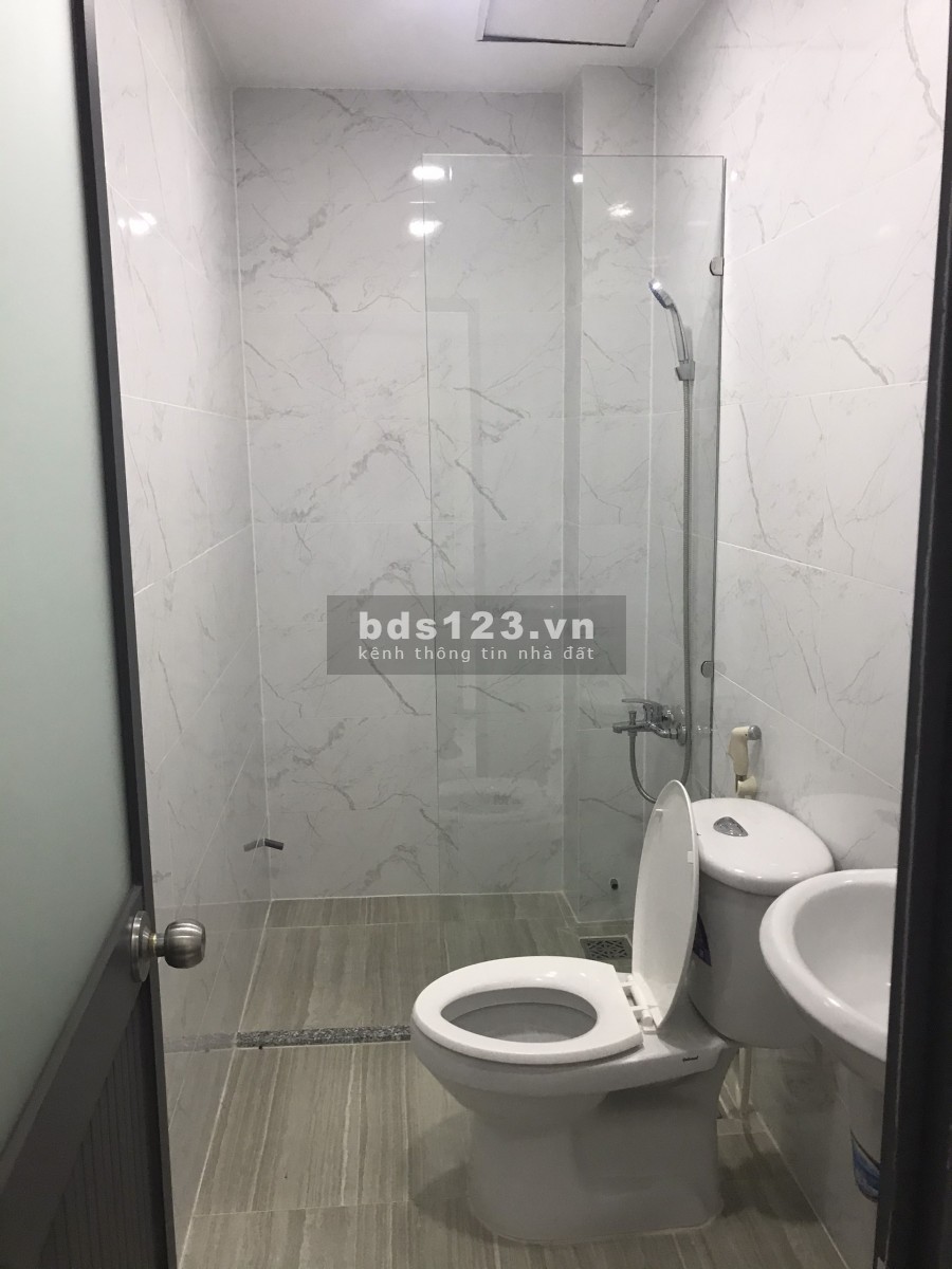 Bán 830 triệu tặng Full nội thất 60 triệu, liên hệ 0386-879-560, có sổ sẵn