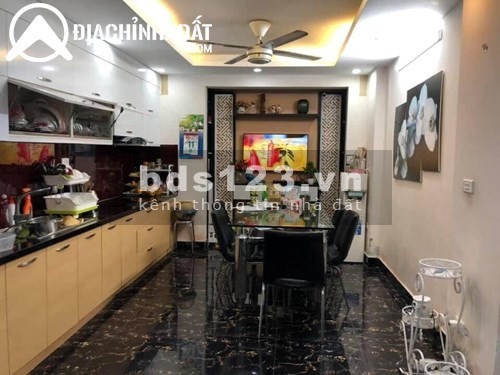 Hàng hiếm đại học An Ninh, DT 40m2 MT 4.5m, 4.5 tầng, ô tô vào nhà. LH 0984042591