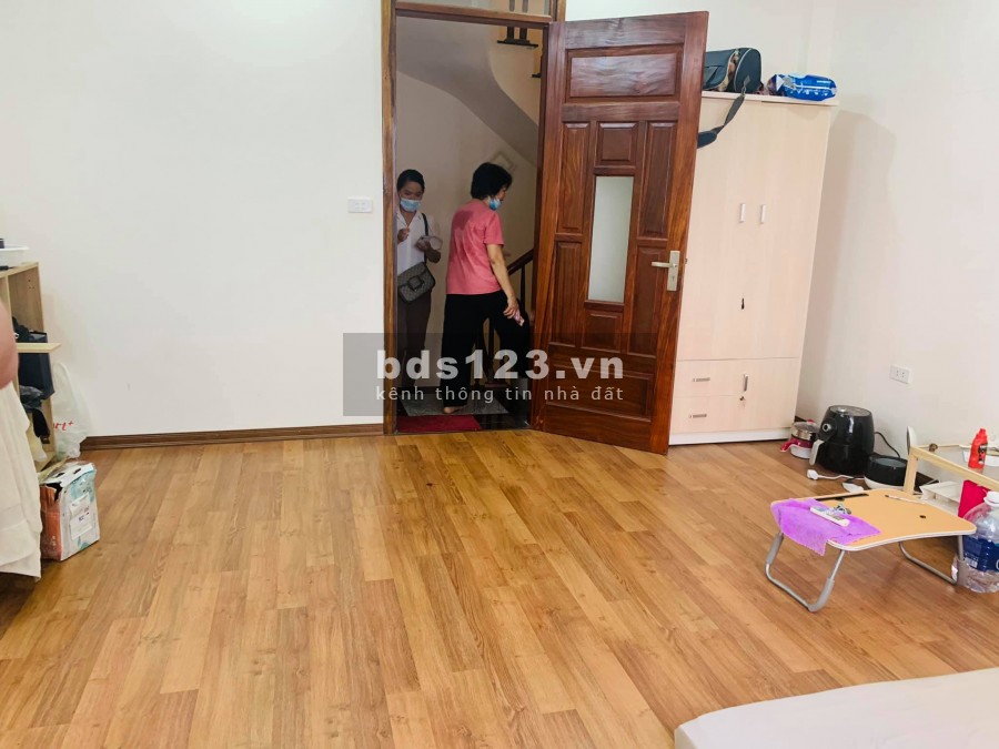 Bán nhà Mai Hương, Hai Bà Trưng 41.5mx5T,3PN nhỉnh 3 tỷ, 0989191397
