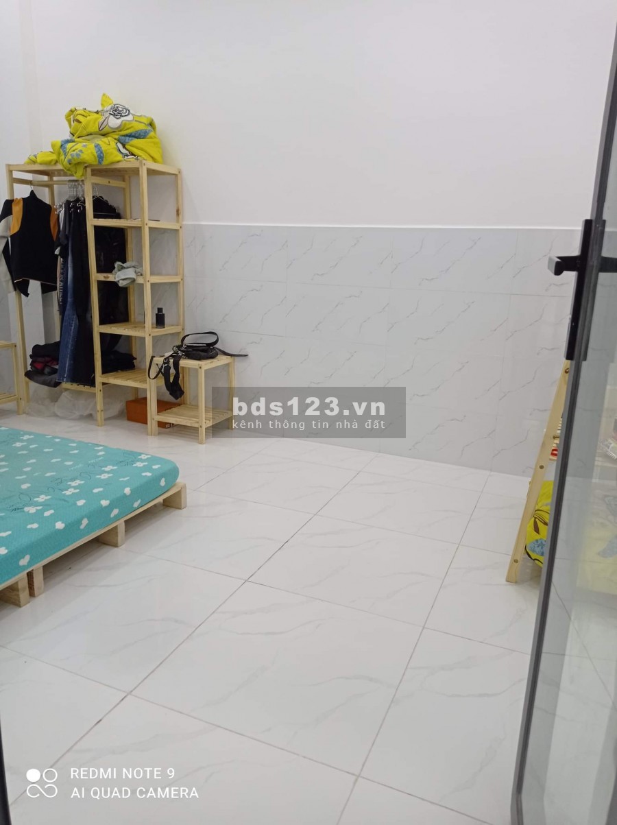 Bán nhà hẻm 74 đường Nguyễn Sơn Quận Tân Phú dt 4m*13m, giá 3.150 Tỳ(TL)
