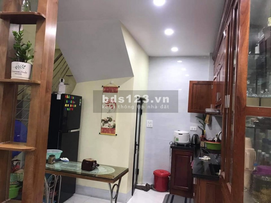 Bán nhà Xuân Phương ngõ thông oto đỗ ngày đêm giá chỉ 2ty lh 0945356832