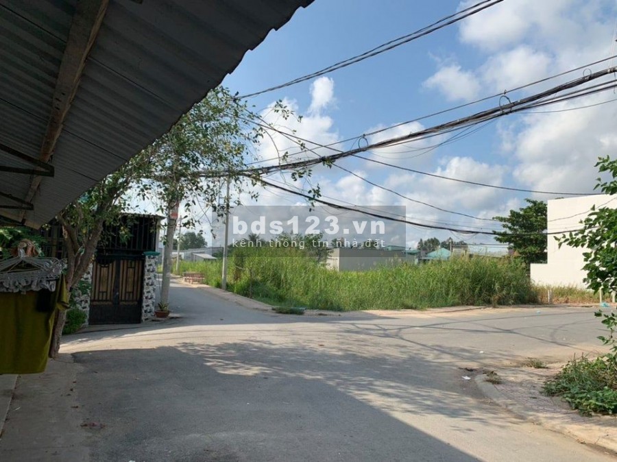Bán gấp 2 lô đất liền kề Miếu Bình Đông, Ngã tư Bốn Xã GIÁ RẺ BẤT NGỜ