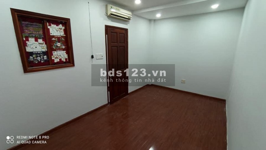 Bán nhà hẻm Nguyễn Cư Trinh, Quận 1, dt 30m2, hẻm xe máy tránh, giá thương lương