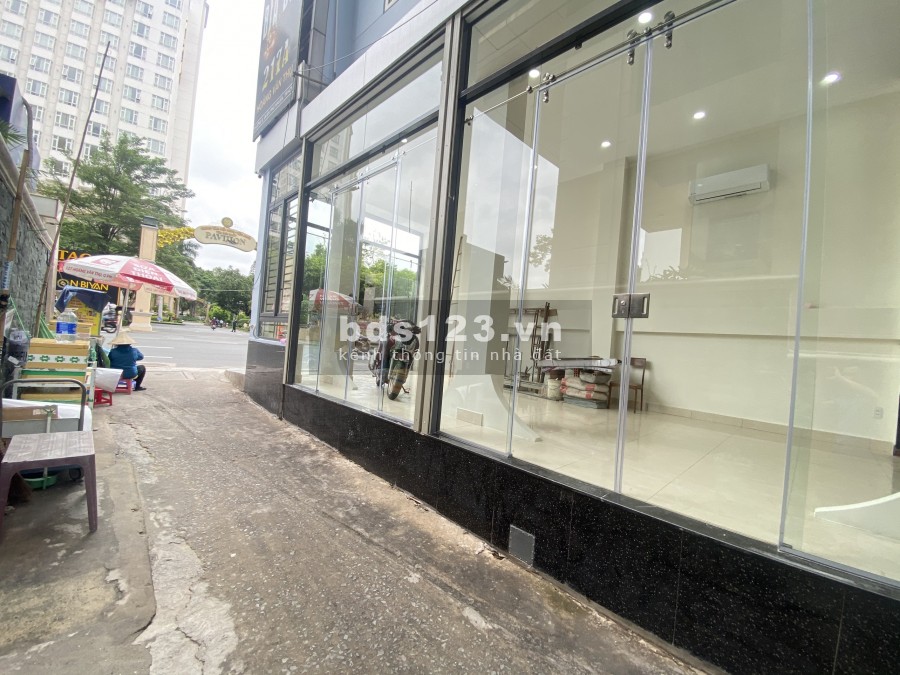Hỗ trợ kinh doanh mùa dịch giảm giá mặt bằng đã có sẵn vào kinh doanh ngay.